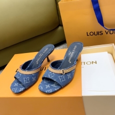 Louis Vuitton Slippers